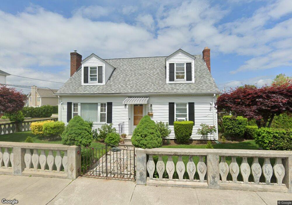 98 Clemence St, Cranston, RI 02920 - photo 1