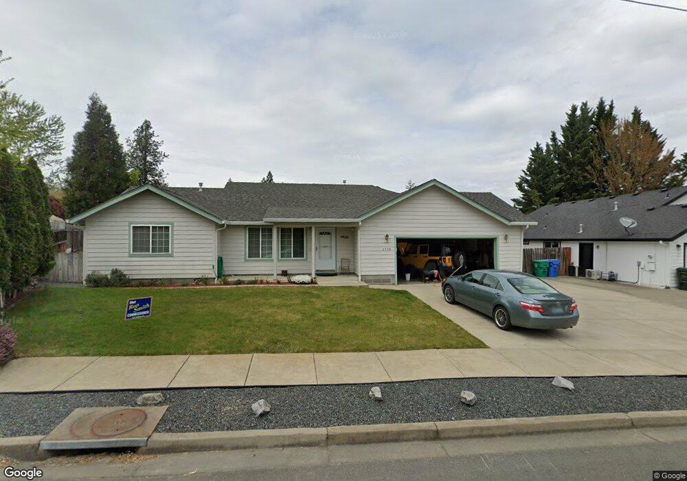 2736 New Hope Rd, Grants Pass, OR 97527 - photo 1