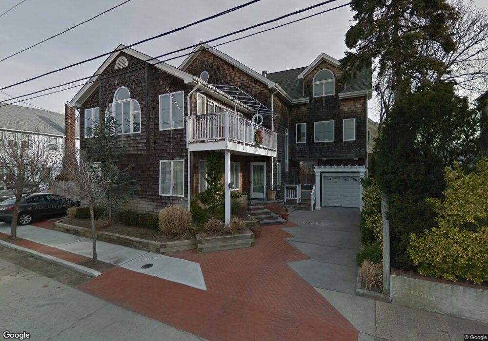 132 Hewlett Ave, Point Lookout, NY 11569 - photo 1