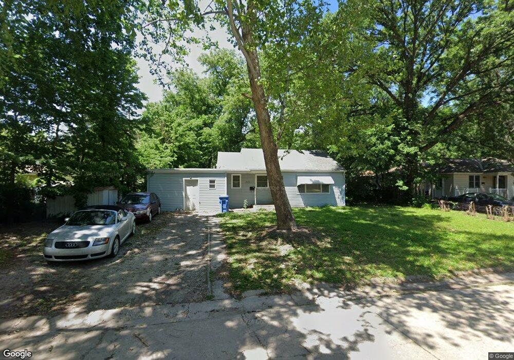 2428 SW 26th Dr, Topeka, KS 66611 - photo 1