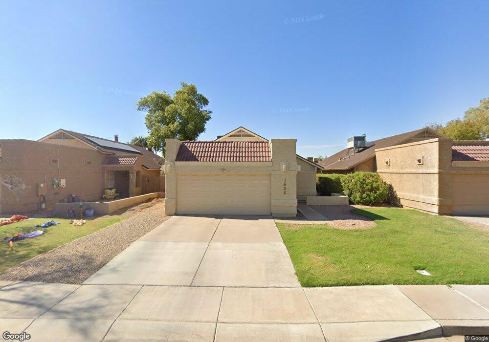 1606 N Comanche Dr, Chandler, AZ 85224 - photo 1