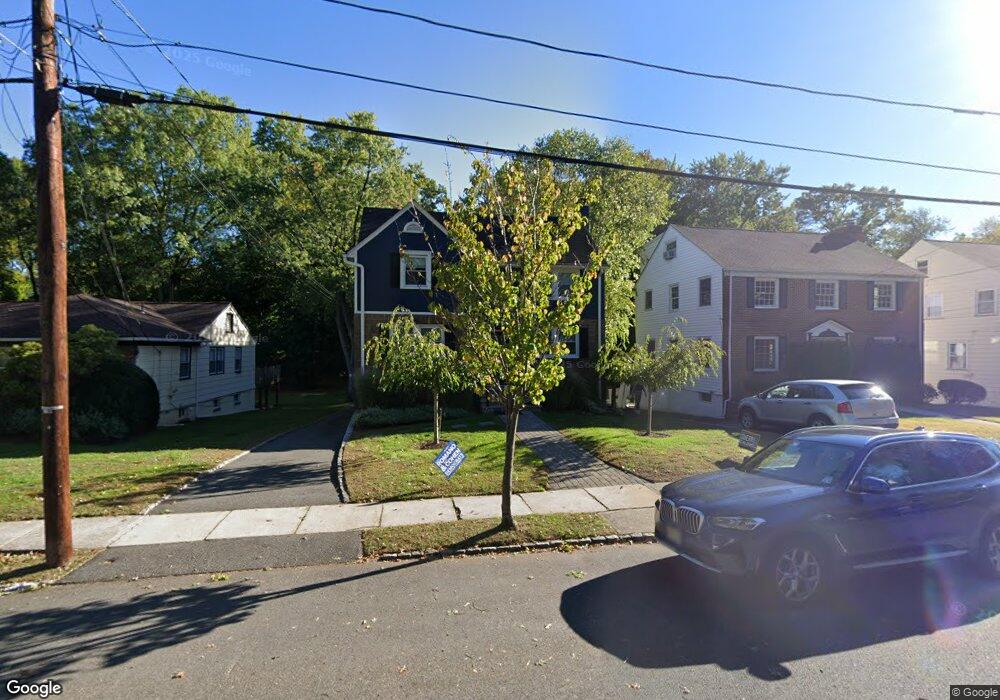 40 Greenwood Dr, Millburn, NJ 07041 - photo 1