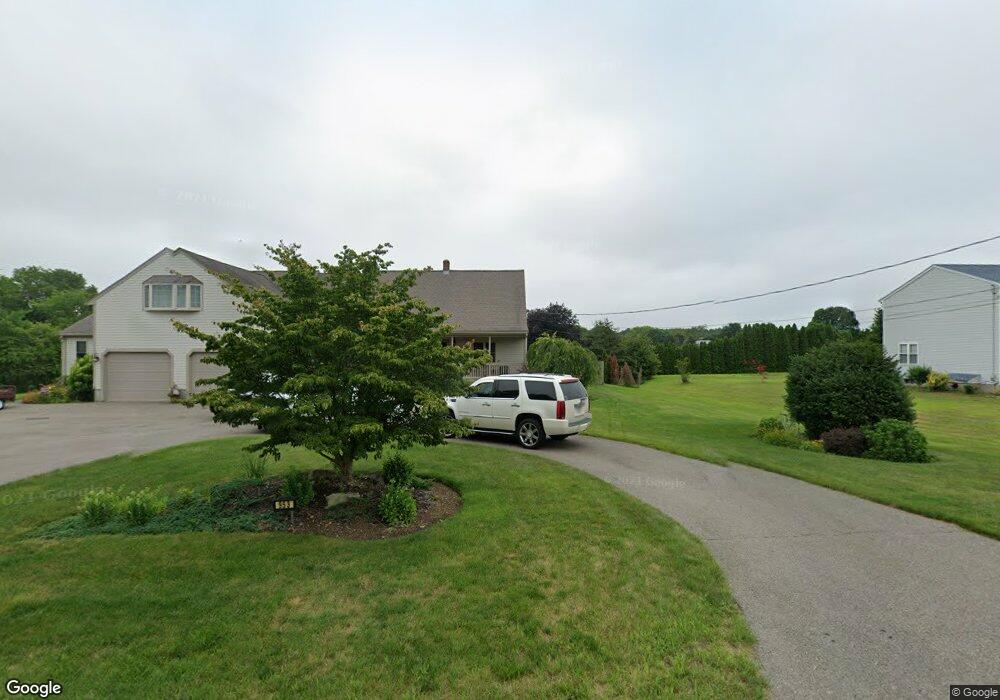 949 Main St, Acushnet, MA 02743 - photo 1