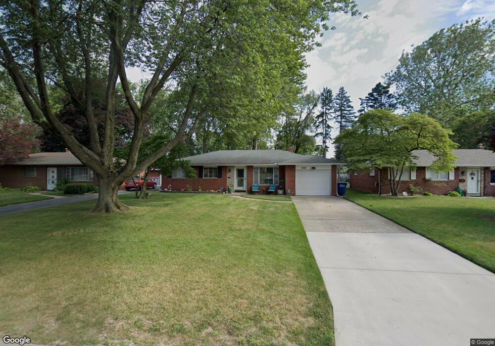 2242 Bucklew Dr, Toledo, OH 43613 - photo 1