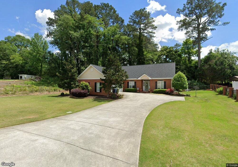 123 S Lakeshore Dr, Carrollton, GA 30117 - photo 1