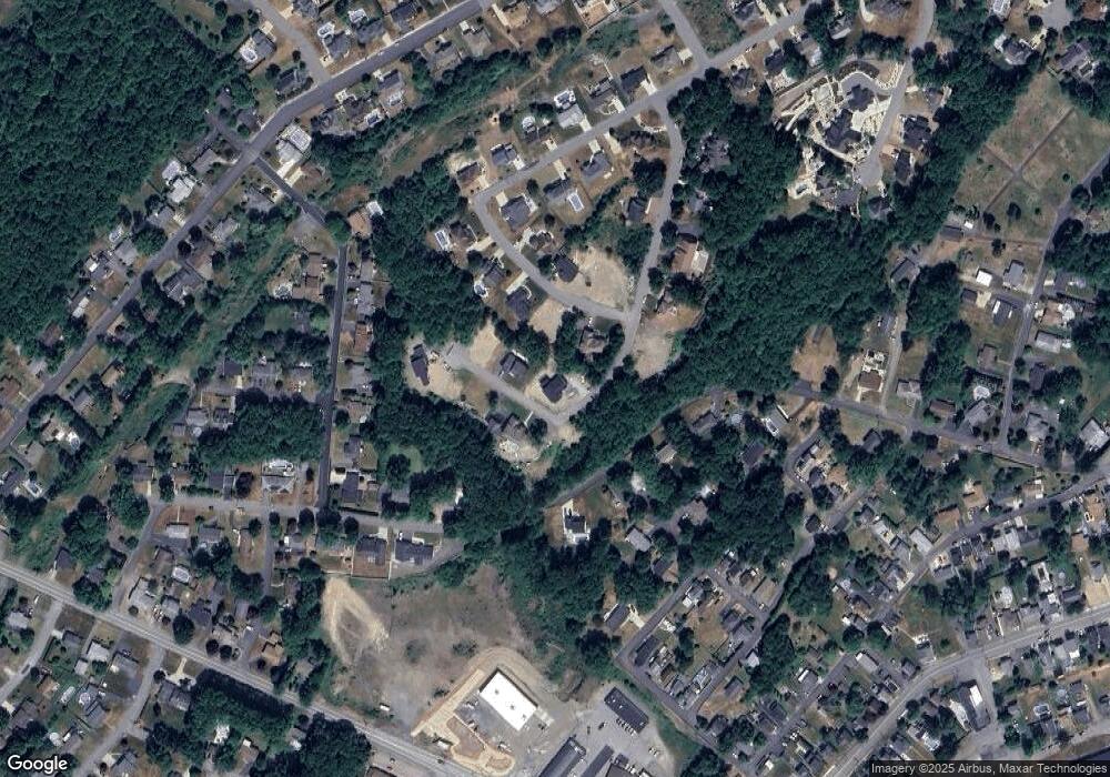 98 Ledgewood Dr, Archbald, PA 18403 - photo 1