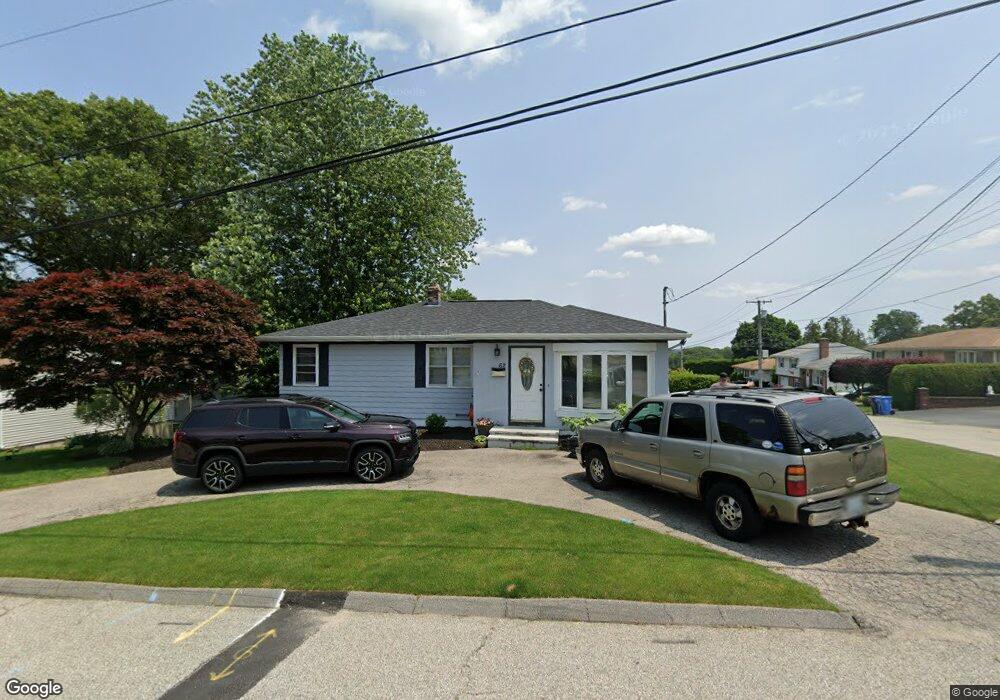 62 W View Ave, Cranston, RI 02920 - photo 1