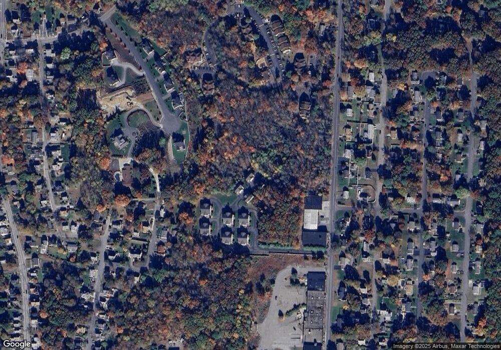 8 Sumu Ct, Hudson, MA 01749 - photo 1