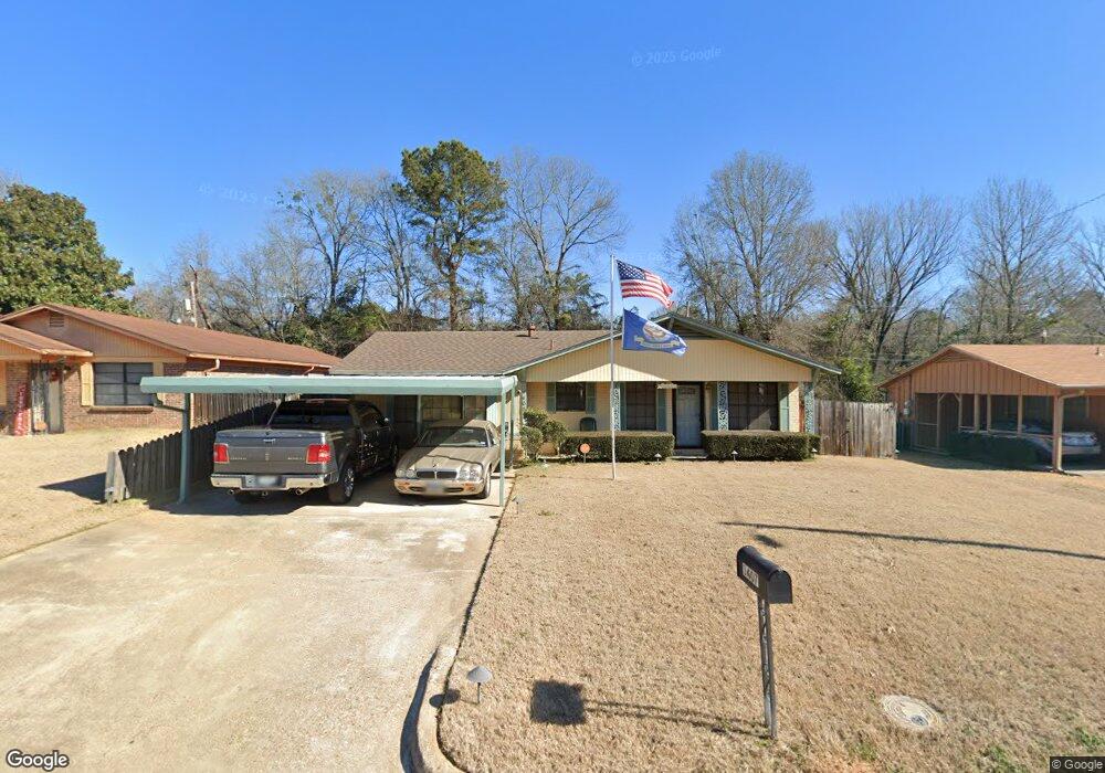 1407 Windsor Dr, Texarkana, TX 75501 - photo 1
