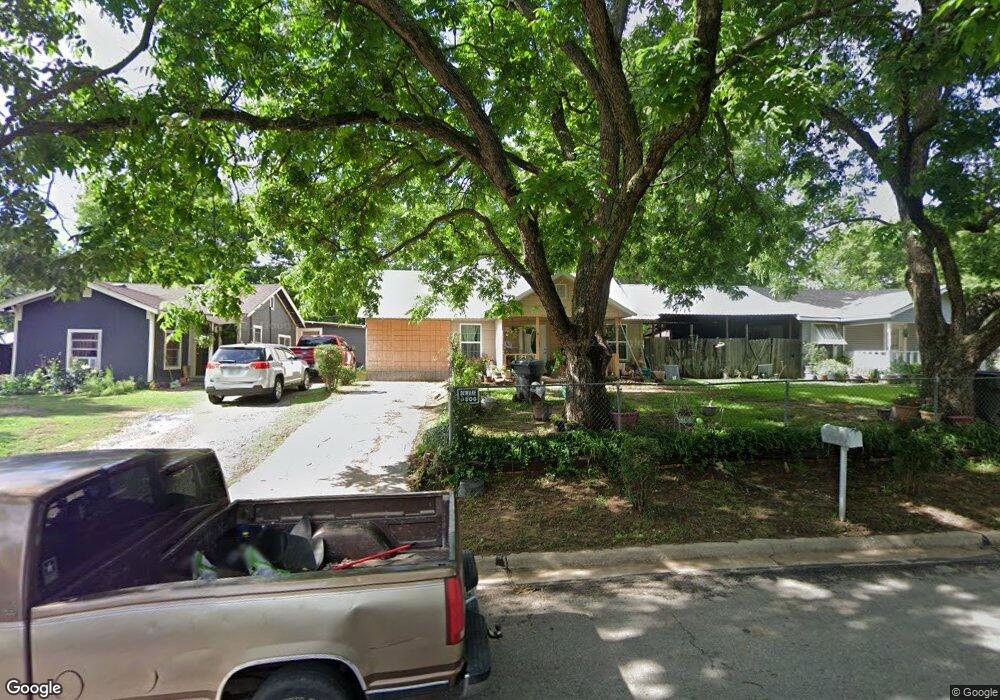 1307 4th Ave NE, Ardmore, OK 73401 - photo 1