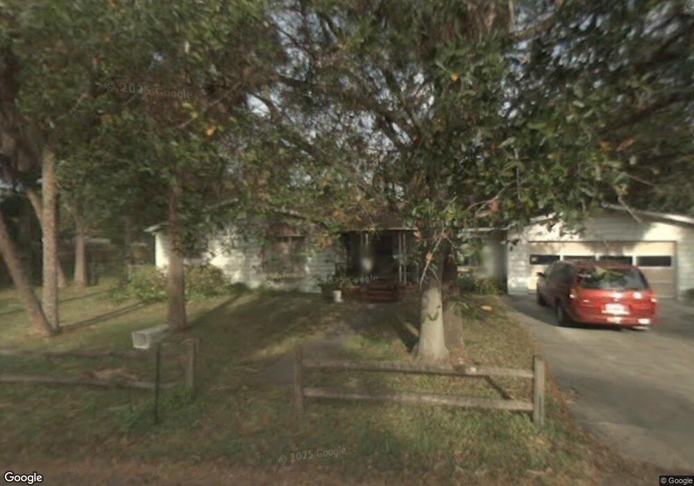 515 S 51st St, Tampa, FL 33619 - photo 1