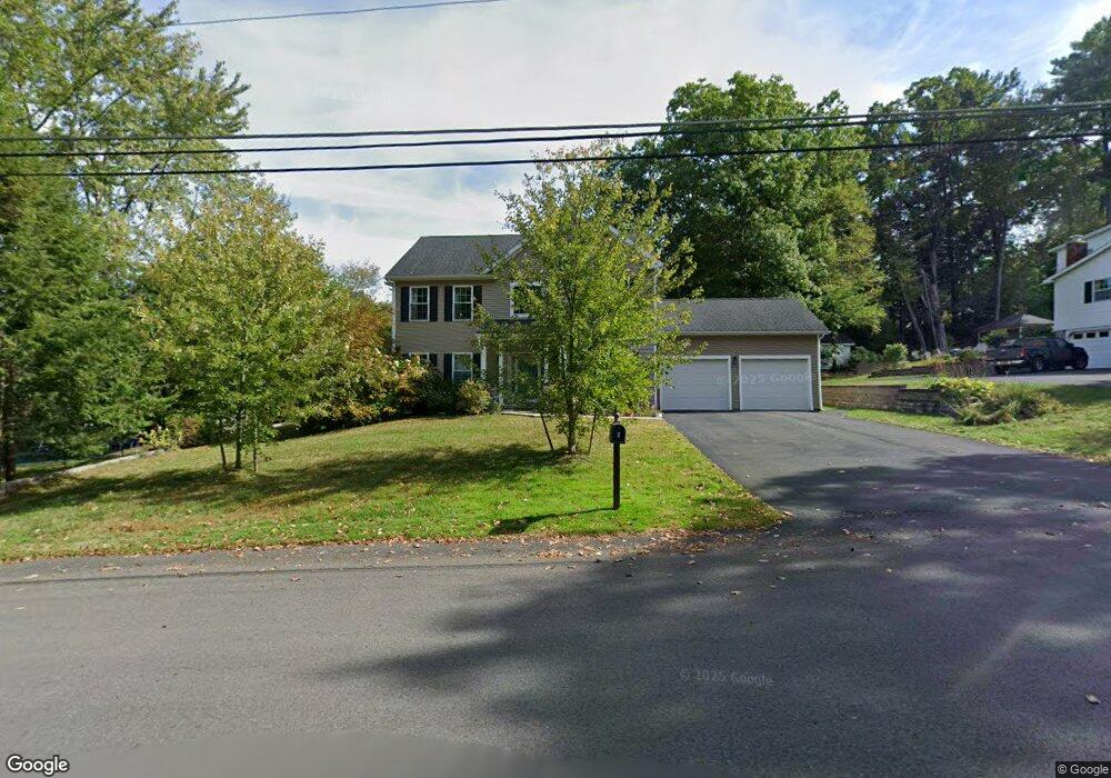 8 Tulip Tree La, Colonie, NY 12309 - photo 1