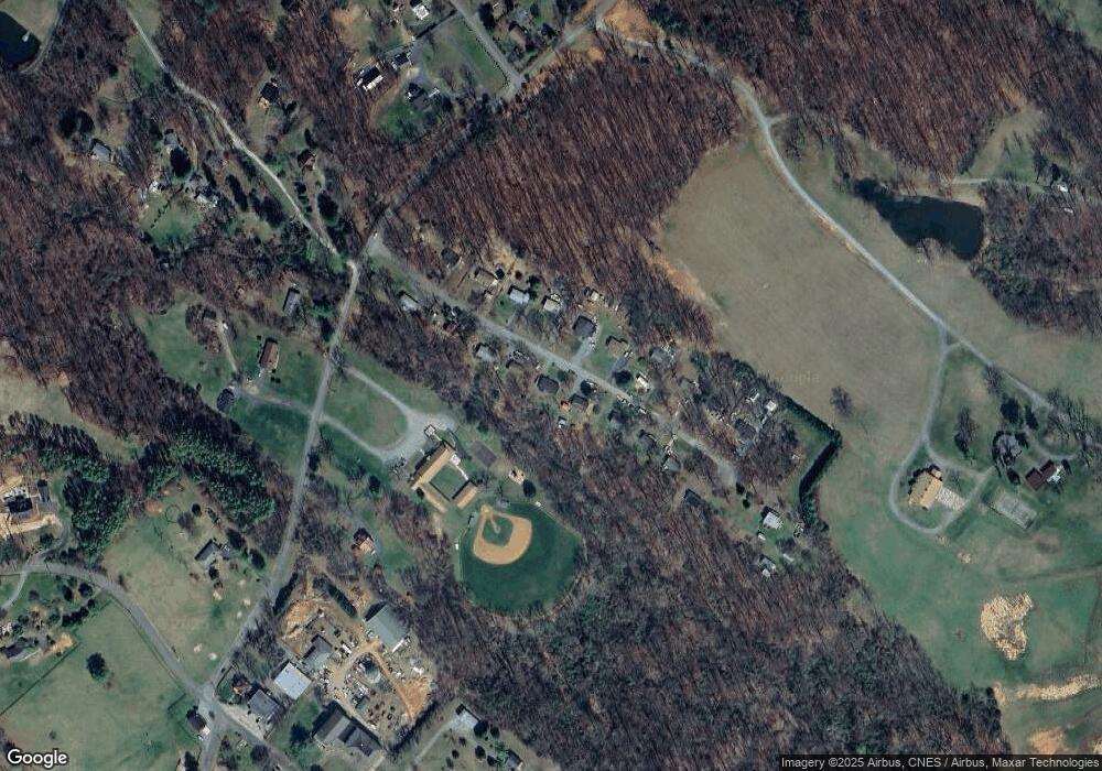 7297 Corville Farm Rd, Crozet, VA 22932 - photo 1