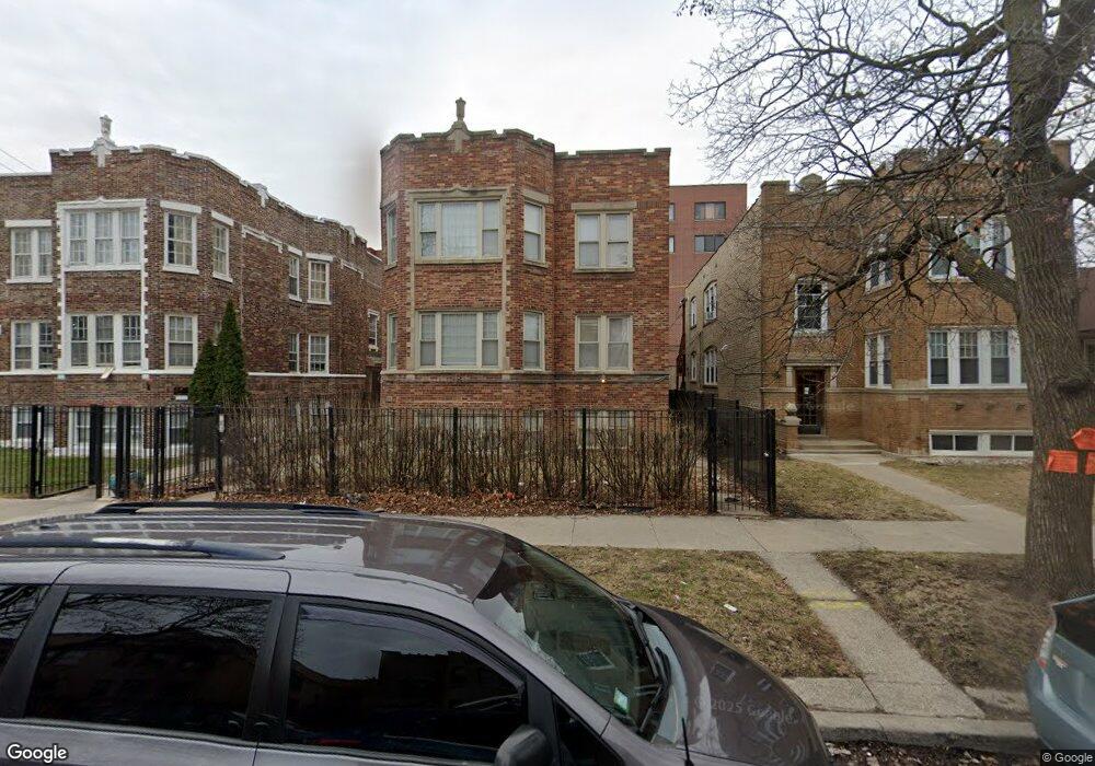 6418 N Maplewood Ave unit 101, Chicago, IL 60645 - photo 1