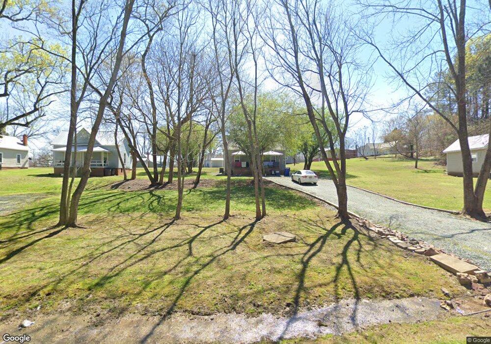 311 W 6th St, Siler City, NC 27344 - photo 1