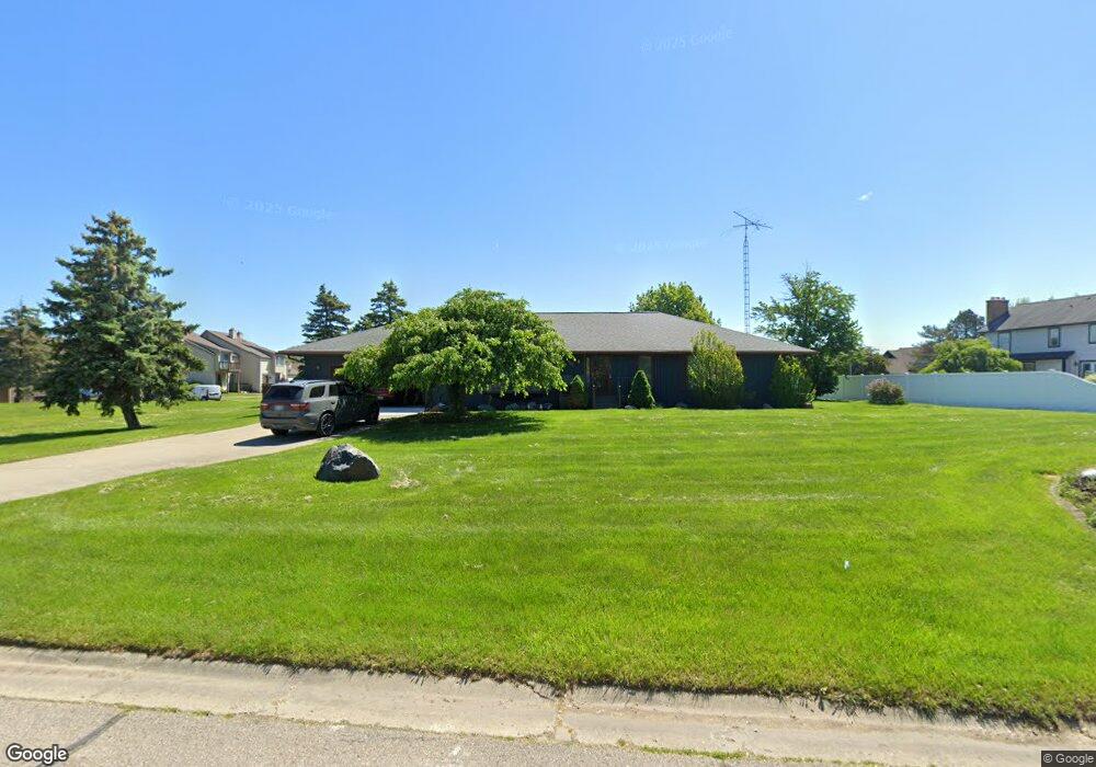 1512 Laurentian Pass, Flint, MI 48532 - photo 1