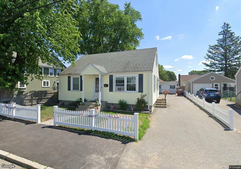 81 Bloodgood St, Pawtucket, RI 02861 - photo 1