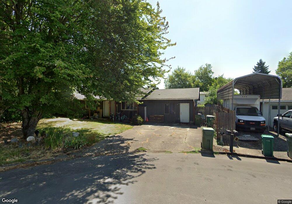 441 SE Maple St, Dundee, OR 97115 - photo 1