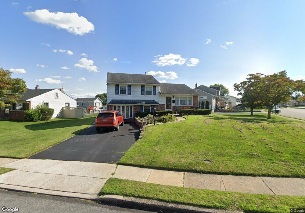 400 Polk Way, Broomall, PA 19008 - photo 1