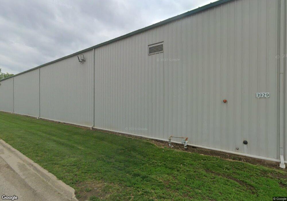 3909 SW Burlingame Rd, Topeka, KS 66609 - photo 1