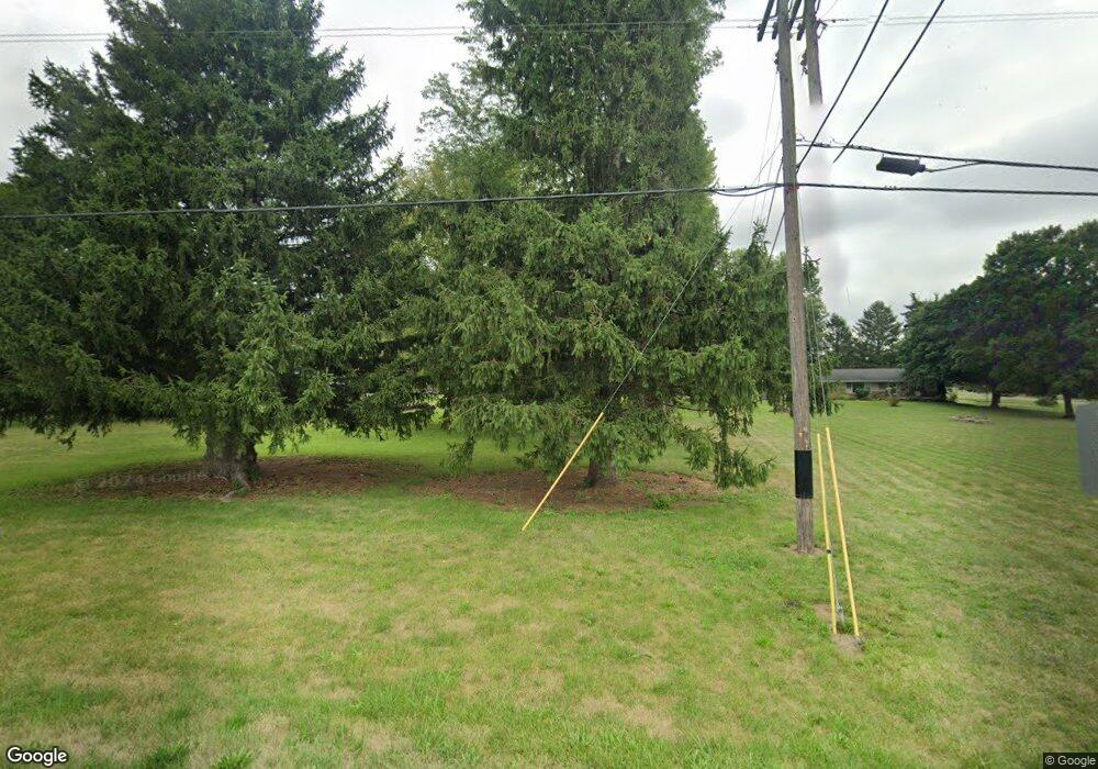 1700 N Court St, Circleville, OH 43113 - photo 1