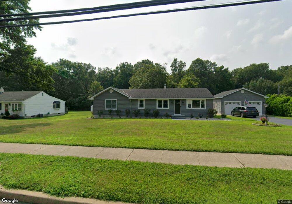 669 Ridge Rd, Monmouth Junction, NJ 08852 - photo 1