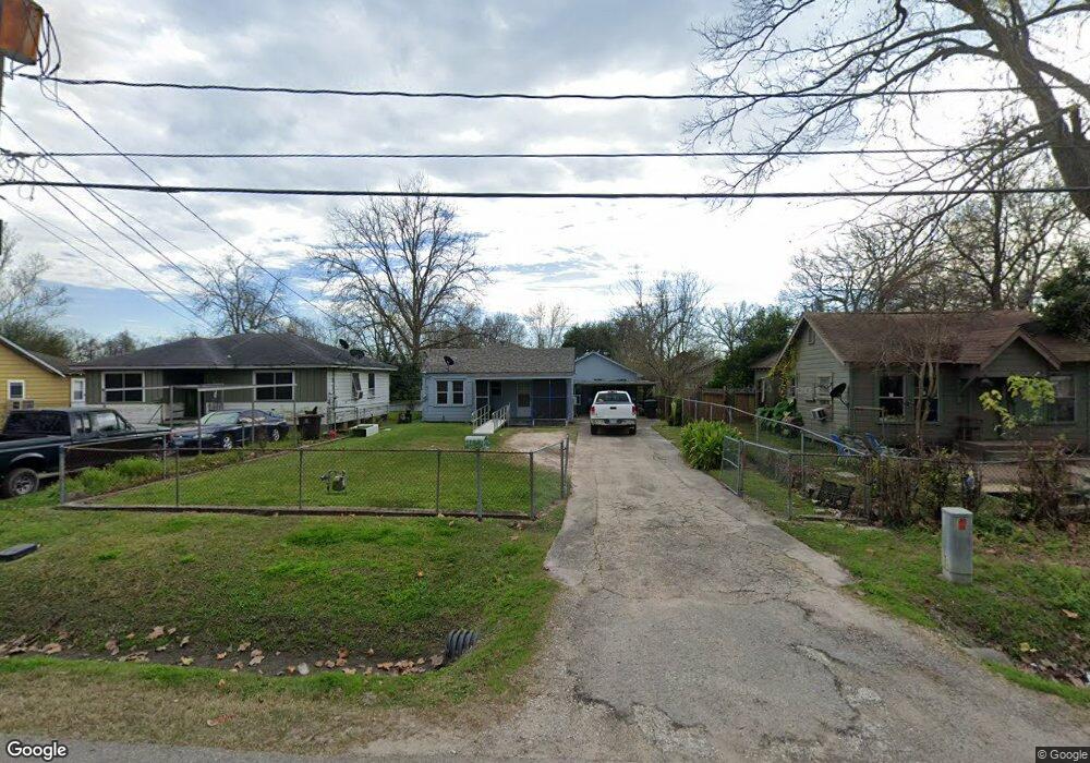 3314 Melbourne St, Houston, TX 77026 - photo 1