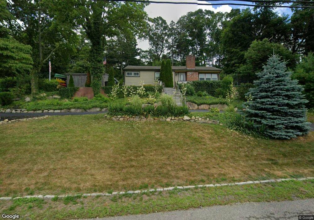 7 Riverside Dr, Kingston, MA 02364 - photo 1