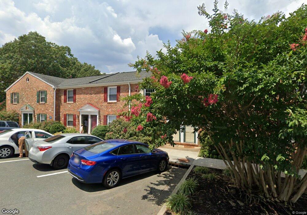 2645 Barracks Rd unit H, Charlottesville, VA 22901 - photo 1