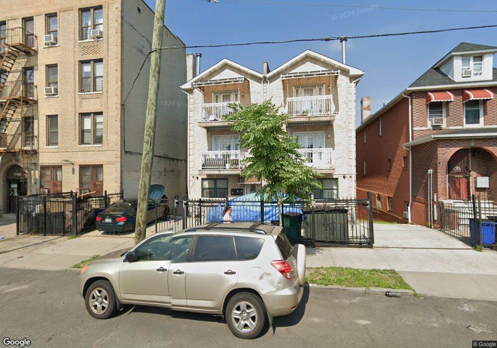 1660 White Plains Rd, Bronx, NY 10462 - photo 1