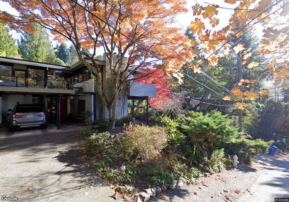 6913 SE 35th St, Mercer Island, WA 98040 - photo 1