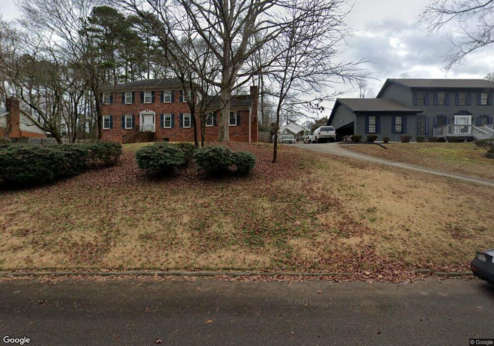 873 E Riverbend Dr SW, Lilburn, GA 30047 - photo 1