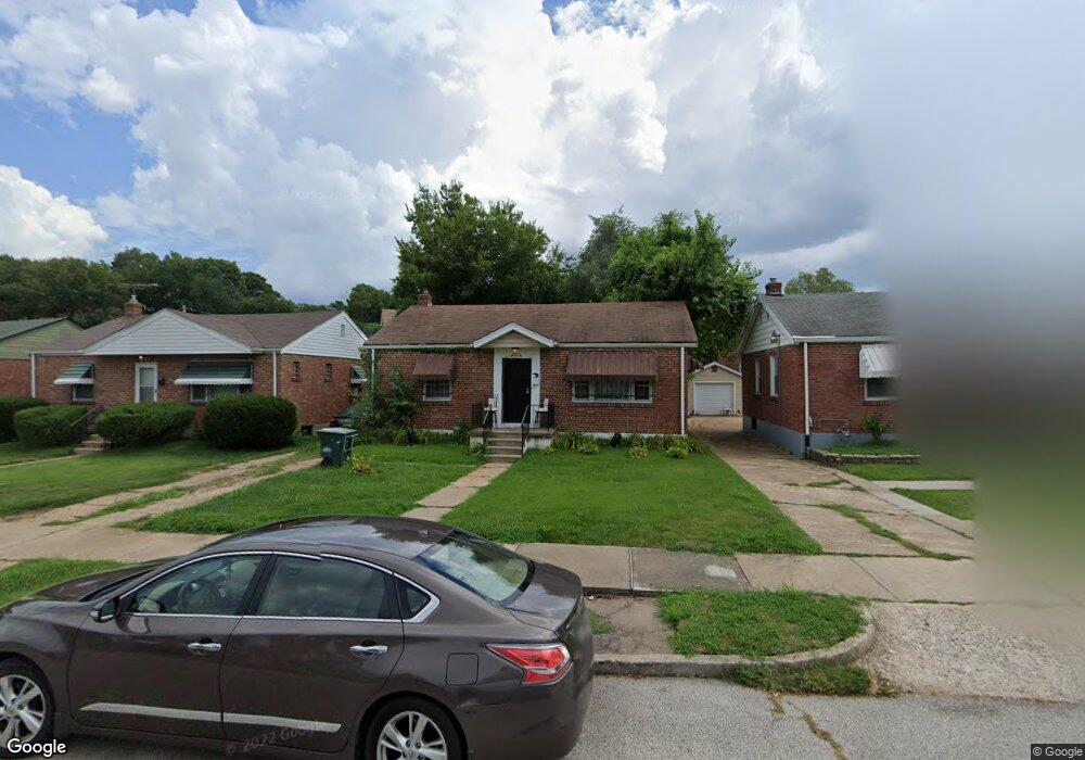 4532 Dryden Ave, Saint Louis, MO 63115 - photo 1