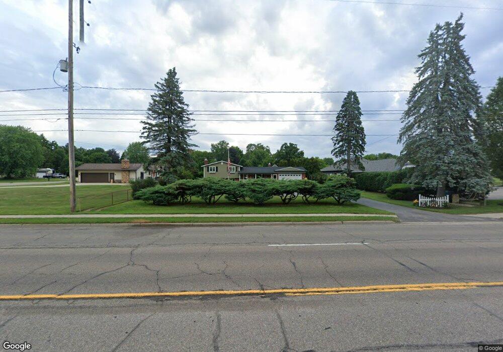 8367 Davison Rd, Davison, MI 48423 - photo 1