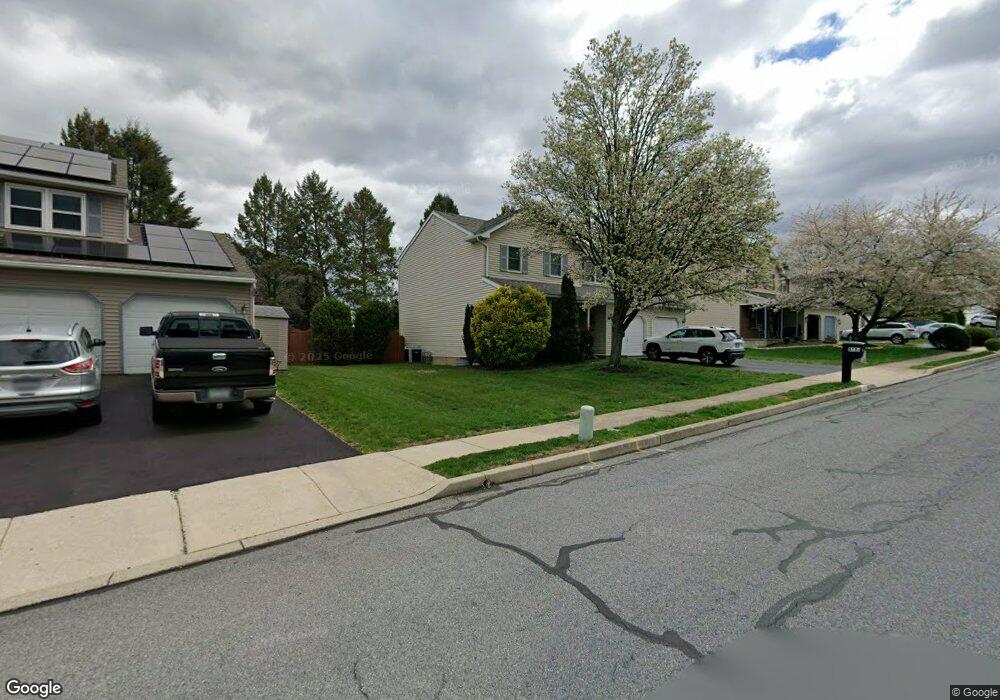 1058 Fredrick Blvd, Reading, PA 19605 - photo 1