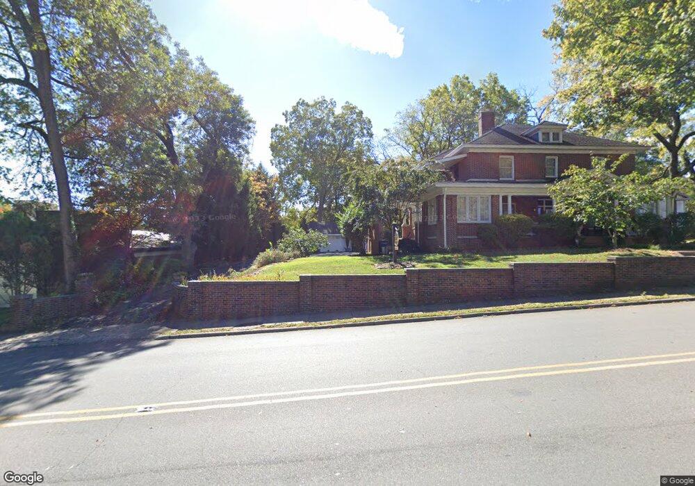 315 W Front St, Statesville, NC 28677 - photo 1