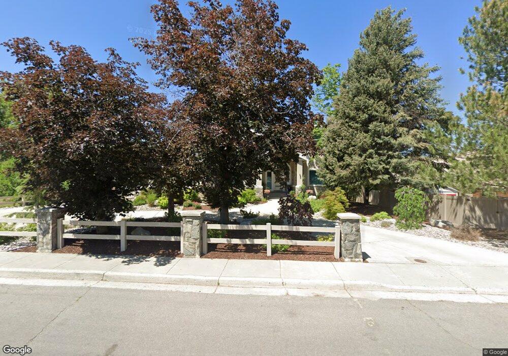 8166 S Pinecreek Ln, Sandy, UT 84093 - photo 1