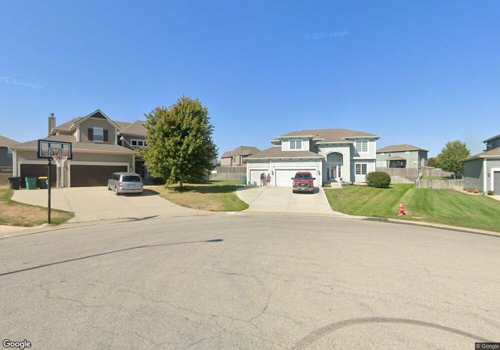 19575 W 208th St, Spring Hill, KS 66083 - photo 1