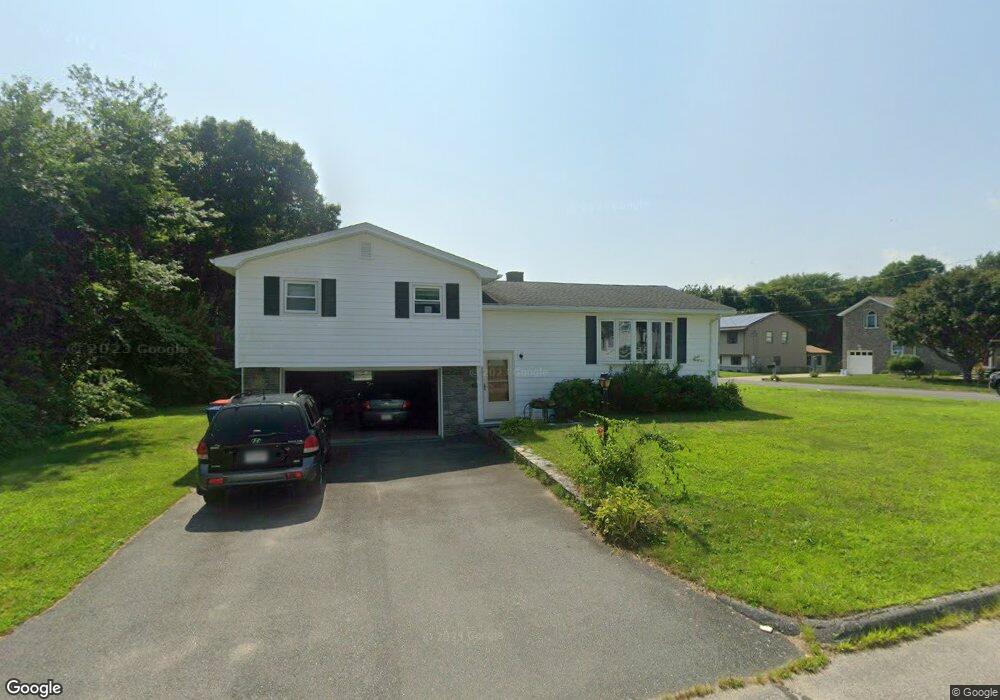 25 Jameson St, Fairhaven, MA 02719 - photo 1