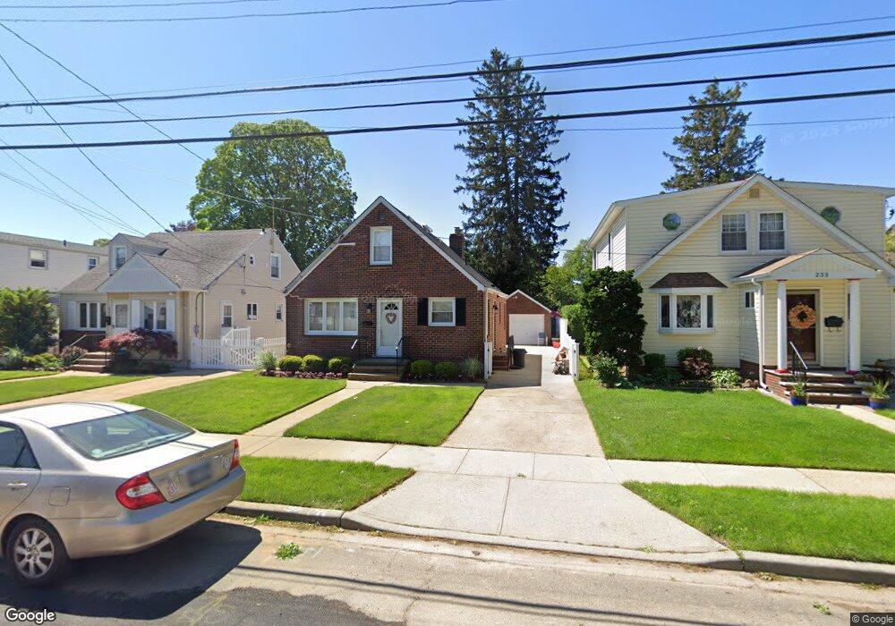 229 William St, West Hempstead, NY 11552 - photo 1