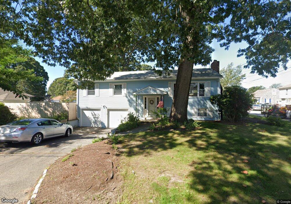 209 Riverside Dr, Riverside, RI 02915 - photo 1