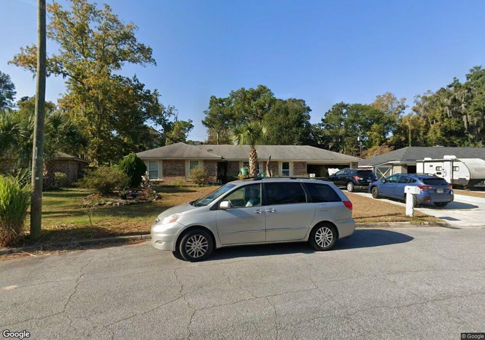 713 Leaning Oaks Dr, Savannah, GA 31410 - photo 1