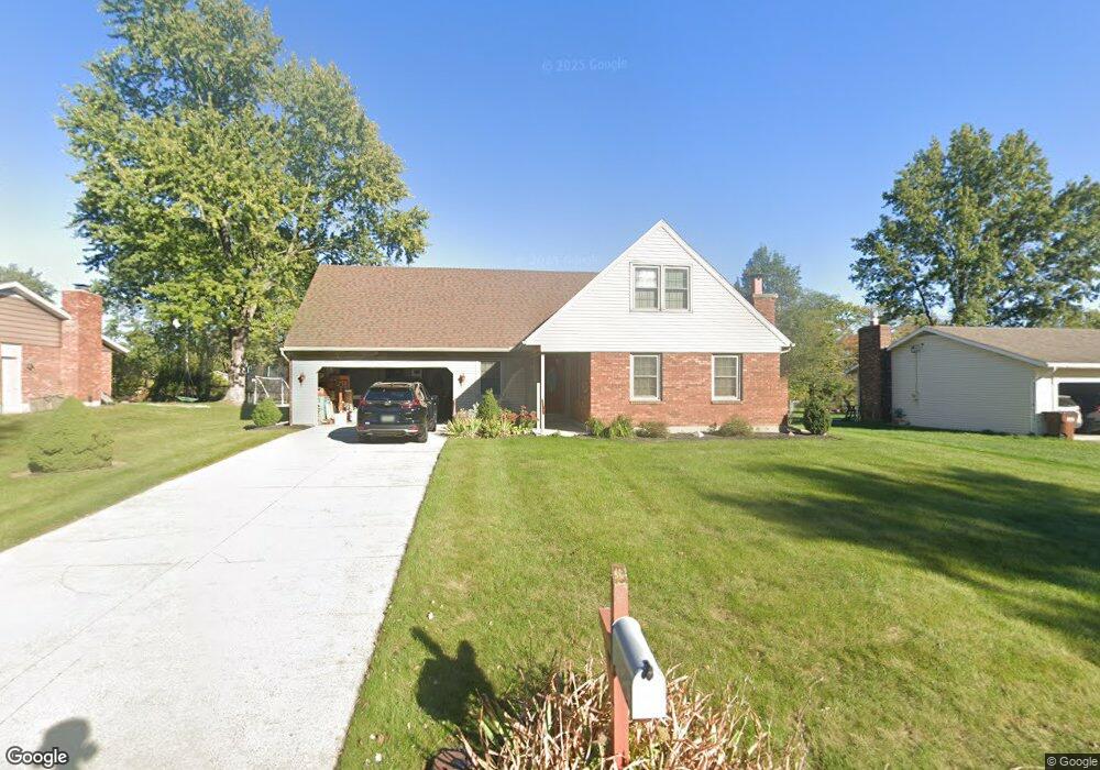 1303 W Shore Dr, Lima, OH 45805 - photo 1