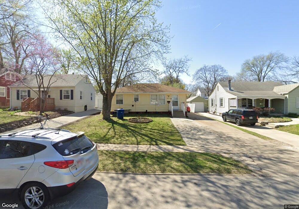 2324 39th St, Des Moines, IA 50310 - photo 1