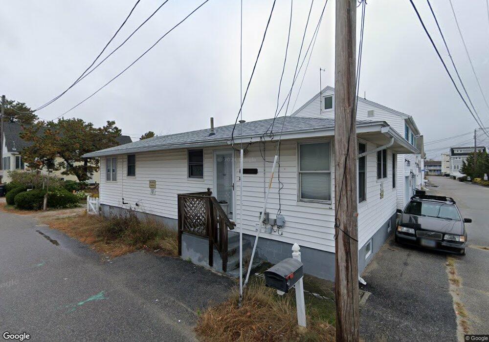 2 Graham St, Old Orchard Beach, ME 04064 - photo 1