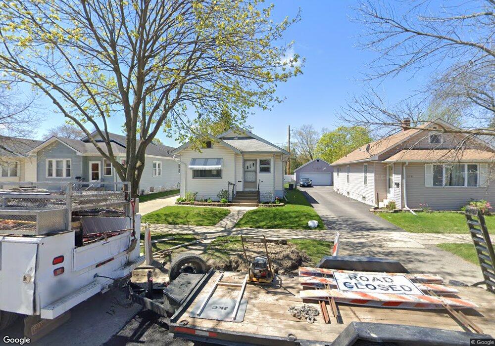 142 S Fulton Ave, Waukegan, IL 60085 - photo 1