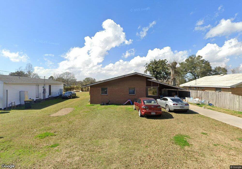 1413 Pelican St, New Iberia, LA 70560 - photo 1