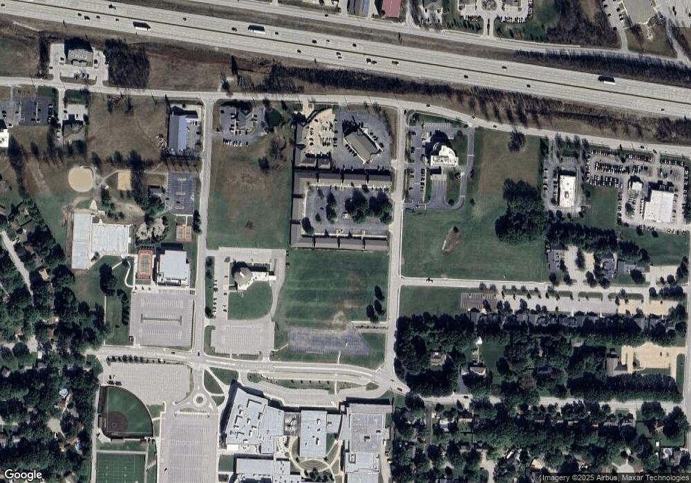 1916 NW Copper Oaks Cir, Blue Springs, MO 64015 - photo 1