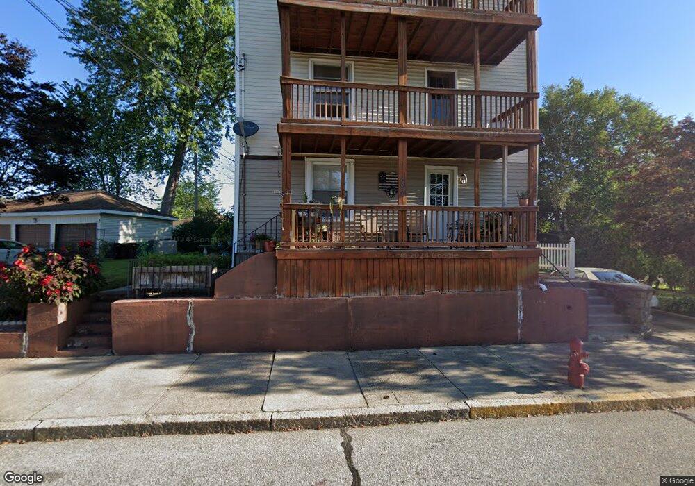 366 Mowry St, Woonsocket, RI 02895 - photo 1