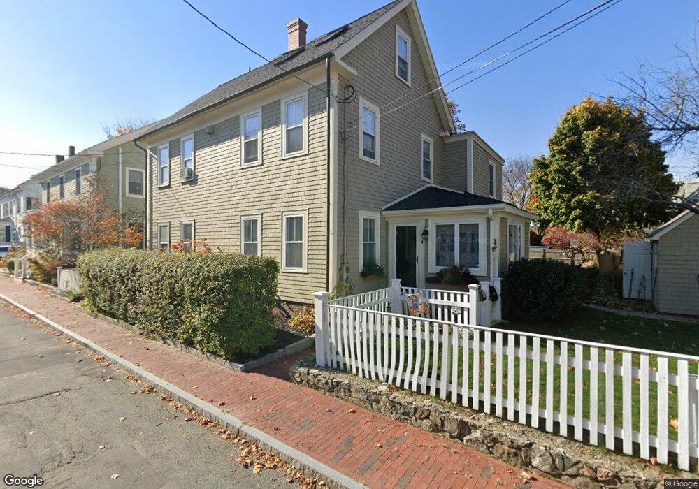 4 Lunt St unit 2, Newburyport, MA 01950 - photo 1